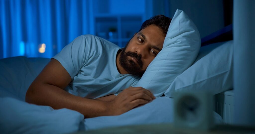 why cant i sleep even though im tired featured image - La Jolla Mental Health why can't i sleep even though i'm tired — featured image